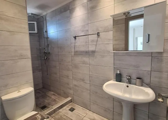 Endless View Hotel *